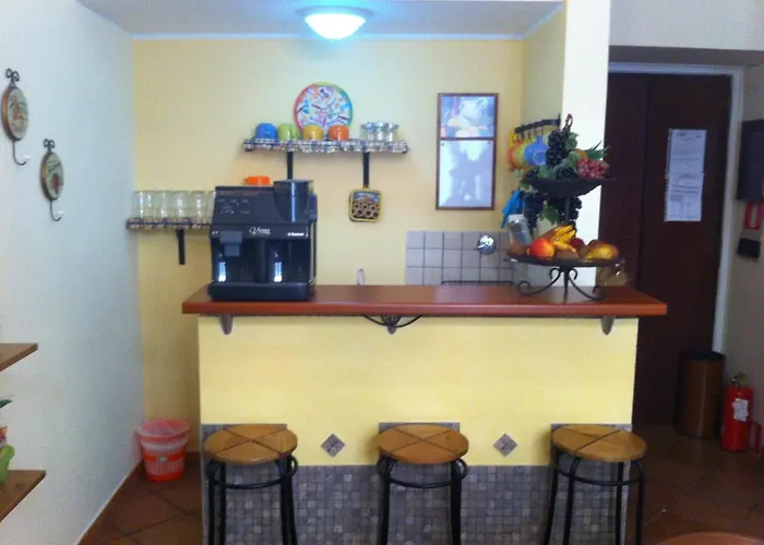 The Flower Bed & Breakfast 3*