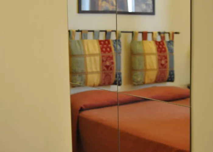 Bed & Breakfast The Flower Roma