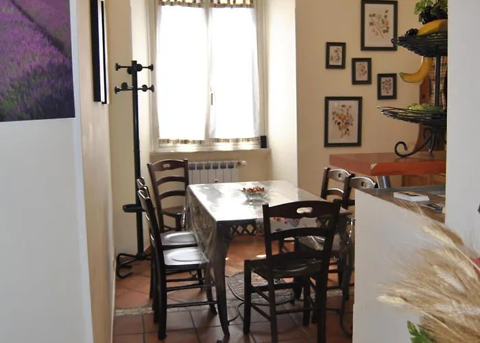 Bed & Breakfast The Flower 3*